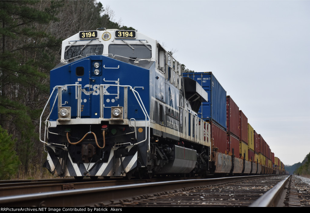 CSX 3194 